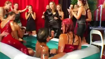 Katty vs. Julia Messy Fight Screencap 109 on www.sinx.com