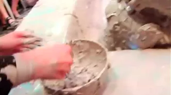 Struggling in the Mud Screencap 18 on www.sinx.com