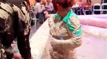 Struggling in the Mud Screencap 19 on www.sinx.com