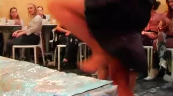 Struggling in the Mud Screencap 3 on www.sinx.com