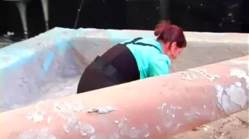 Struggling in the Mud Screencap 6 on www.sinx.com