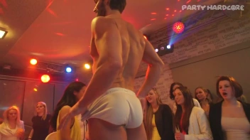 Party Hardcore Gone Crazy Vol. 26 Part 6 - Cam 3 Screencap 5 on www.sinx.com