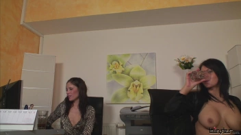 Sexy Wet Secretaries Screencap 143 on www.sinx.com