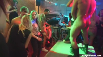 Party Hardcore Gone Crazy Vol. 35 Part 9 - Cam 1 Screencap 100 on www.sinx.com