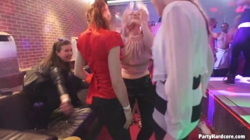 Party Hardcore Gone Crazy Vol. 35 Part 9 - Cam 1 Screencap 111 on www.sinx.com