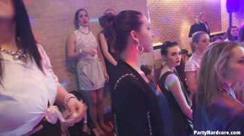 Party Hardcore Gone Crazy Vol. 34 Part 5 - Cam 1 Screencap 89 on www.sinx.com