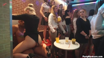 Party Hardcore Gone Crazy Vol. 34 Part 5 - Cam 1 Screencap 56 on www.sinx.com