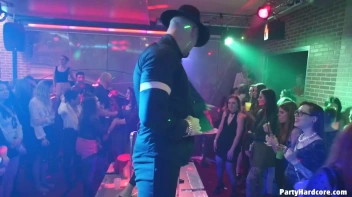 Party Hardcore Gone Crazy Vol. 34 Part 5 - Cam 1 Screencap 68 on www.sinx.com