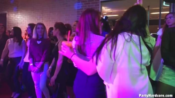 Party Hardcore Gone Crazy Vol. 34 Part 5 - Cam 1 Screencap 75 on www.sinx.com