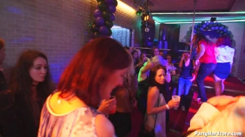 Party Hardcore Gone Crazy Vol. 38 Part 8 - Cam 1 Screencap 45 on www.sinx.com