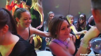 Party Hardcore Gone Crazy Vol. 38 Part 8 - Cam 1 Screencap 49 on www.sinx.com