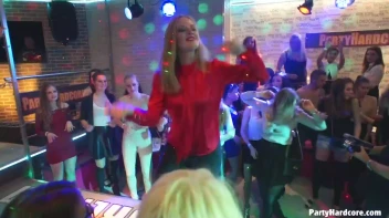 Party Hardcore Gone Crazy Vol. 33 Part 1 - Cam 3 Screencap 24 on www.sinx.com