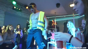 Party Hardcore Gone Crazy Vol. 33 Part 3 - Cam 4 Screencap 88 on www.sinx.com