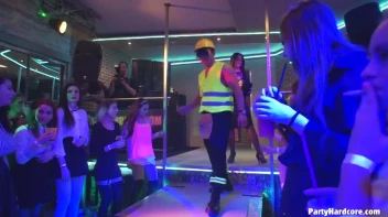 Party Hardcore Gone Crazy Vol. 33 Part 3 - Cam 4 Screencap 71 on www.sinx.com