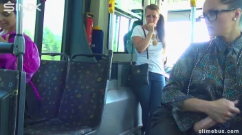 Babes Get Wet And Messy On The Bus Screencap 55 on www.sinx.com