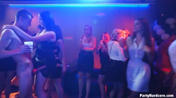 Party Hardcore Gone Crazy Vol. 37 Part 3 - Cam 3 Screencap 41 on www.sinx.com