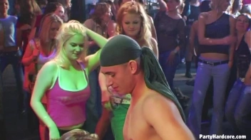 Party Hardcore Vol. 86 Part 3 - Cam 2 Screencap 56 on www.sinx.com