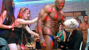 Latest deal - Party Hardcore Gone Crazy Vol. 31 Part 3 - Main Edit