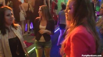 Party Hardcore Gone Crazy Vol. 12 Part 6 - Cam 4 Screencap 76 on www.sinx.com