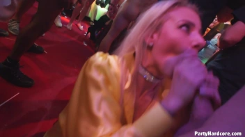 Party Hardcore Gone Crazy Vol. 38 Part 8 - Cam 3 Screencap 82 on www.sinx.com