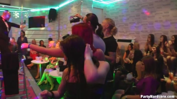 Party Hardcore Gone Crazy Vol. 8 Part 2 - Cam 3 Screencap 28 on www.sinx.com