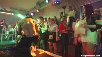 Party Hardcore Gone Crazy Vol. 35 Part 4 - Cam 1 Screencap 9 on www.sinx.com