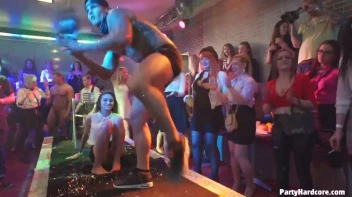 Party Hardcore Gone Crazy Vol. 35 Part 4 - Cam 1 Screencap 14 on www.sinx.com