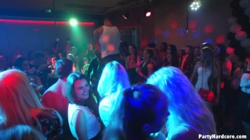 Party Hardcore Gone Crazy Vol. 37 Part 1 - Cam 2 Screencap 40 on www.sinx.com