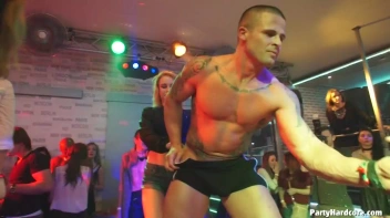 Party Hardcore Gone Crazy Vol. 33 Part 2 - Cam 4 Screencap 62 on www.sinx.com