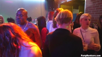 Party Hardcore Gone Crazy Vol. 38 Part 1 - Cam 1 Screencap 24 on www.sinx.com