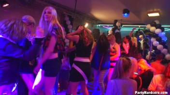 Party Hardcore Gone Crazy Vol. 37 Part 9 - Cam 3 Screencap 87 on www.sinx.com