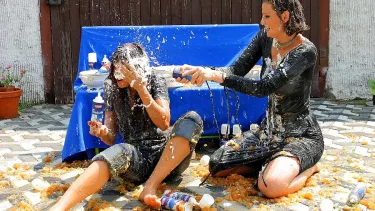 Latest deal - Peaches and Cream Mess