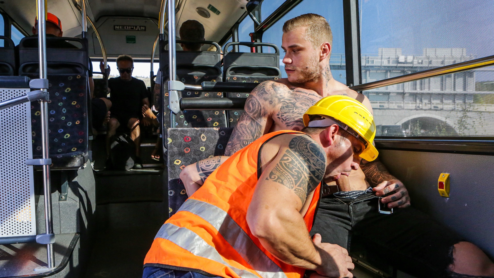 Stud Pays Builder For Gay Sex On The Bus on www.sinx.com