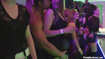 Party Hardcore Gone Crazy Vol. 29 Part 1 - Cam 3 Screencap 45 on www.sinx.com