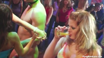 Party Hardcore Vol. 86 Part 5 - Cam 2 Screencap 9 on www.sinx.com