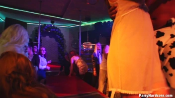 Party Hardcore Gone Crazy Vol. 38 Part 6 - Cam 1 Screencap 90 on www.sinx.com