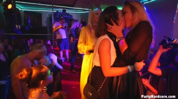 Party Hardcore Gone Crazy Vol. 38 Part 6 - Cam 1 Screencap 28 on www.sinx.com