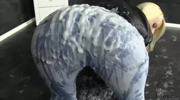 Slimy Smoke Break Screencap 30 on www.sinx.com