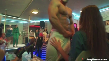 Party Hardcore Gone Crazy Vol. 29 Part 2 - Cam 2 Screencap 16 on www.sinx.com