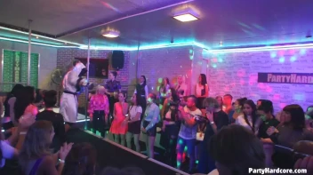 Party Hardcore Gone Crazy Vol. 29 Part 2 - Cam 2 Screencap 68 on www.sinx.com