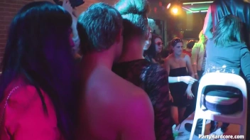 Party Hardcore Gone Crazy Vol. 36 Part 5 - Cam 4 Screencap 69 on www.sinx.com