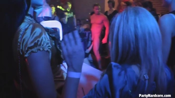 Party Hardcore Gone Crazy Vol. 36 Part 5 - Cam 4 Screencap 87 on www.sinx.com