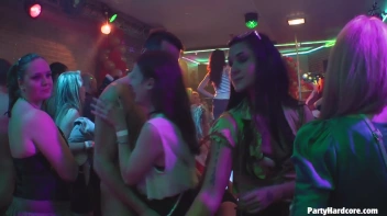 Party Hardcore Gone Crazy Vol. 36 Part 5 - Cam 4 Screencap 13 on www.sinx.com