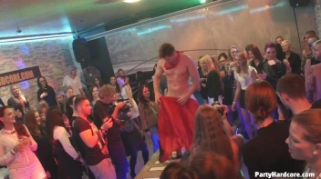 Party Hardcore Gone Crazy Vol. 31 Part 1 - Cam 2 Screencap 106 on www.sinx.com