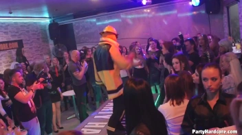 Party Hardcore Gone Crazy Vol. 31 Part 1 - Cam 2 Screencap 44 on www.sinx.com