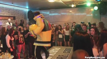 Party Hardcore Gone Crazy Vol. 31 Part 1 - Cam 2 Screencap 50 on www.sinx.com