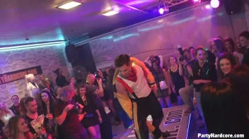 Party Hardcore Gone Crazy Vol. 31 Part 1 - Cam 2 Screencap 57 on www.sinx.com