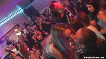 Party Hardcore Gone Crazy Vol. 31 Part 1 - Cam 2 Screencap 75 on www.sinx.com