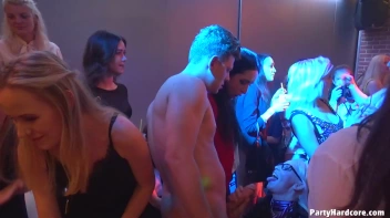 Party Hardcore Gone Crazy Vol. 41 Single Cut: Part 3 - Cam 4 Screencap 1 on www.sinx.com