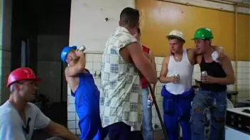 Bangin' Business Babes Part 2 - Cam 2 Screencap 54 on www.sinx.com